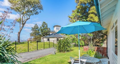 2 bedroom accommodation in Felixstowe