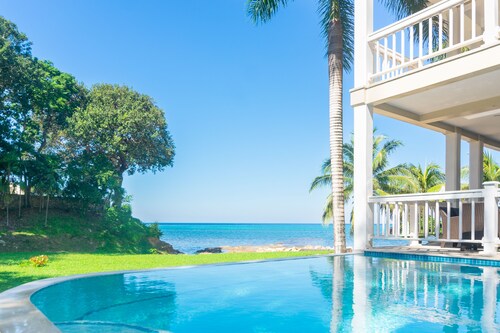 Peaceful and luxurious- Seahorse 105 2 bed 2 bath