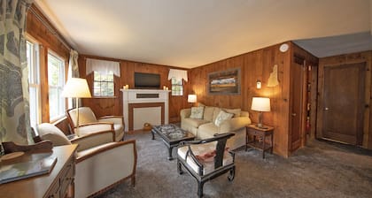Hideaway Cottages, Cottage B