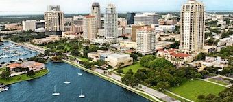 Walk Everywhere | ❤️ of Downtown St Pete