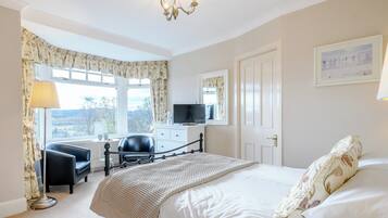 7 bedrooms, free WiFi, bed sheets