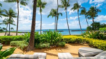 Am Strand, Liegestühle, Strandtücher