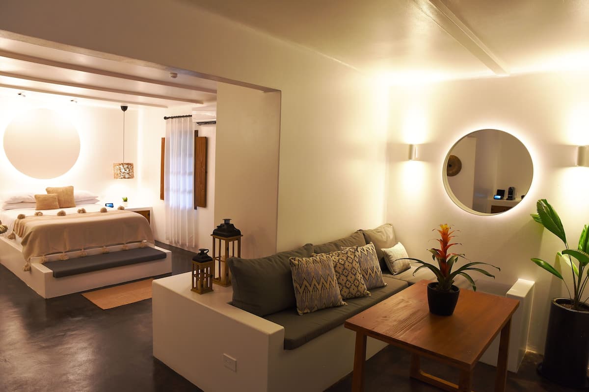 Premium bedding, down comforters, memory foam beds, minibar