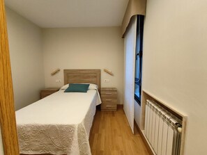 2 bedrooms