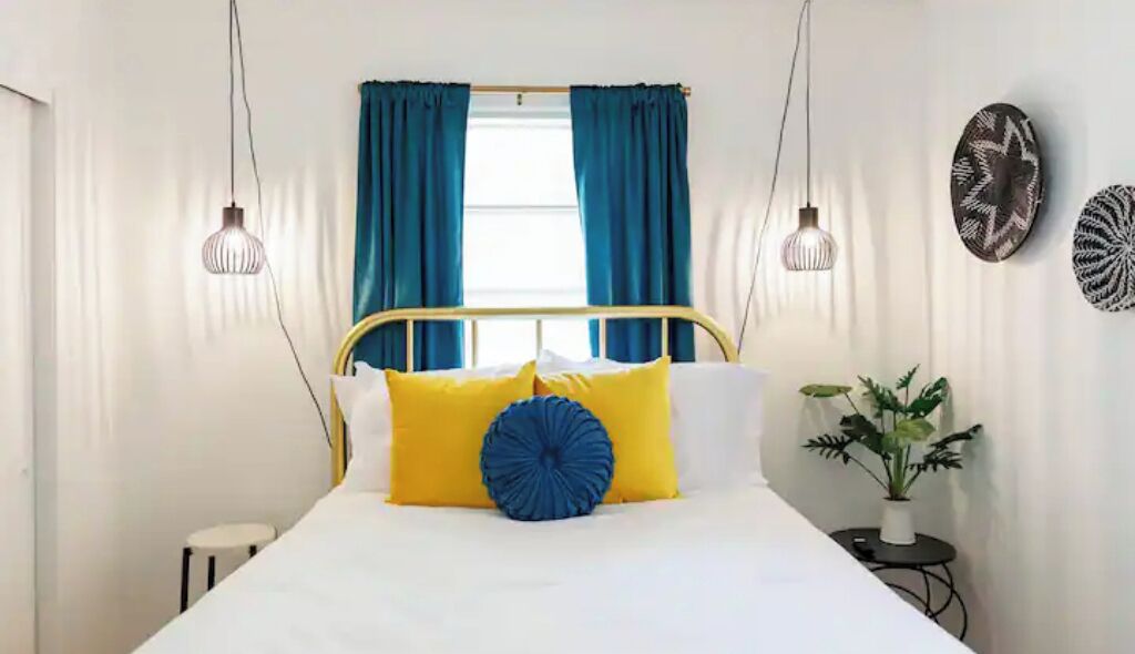 3 bedrooms, desk, iron/ironing board, free WiFi