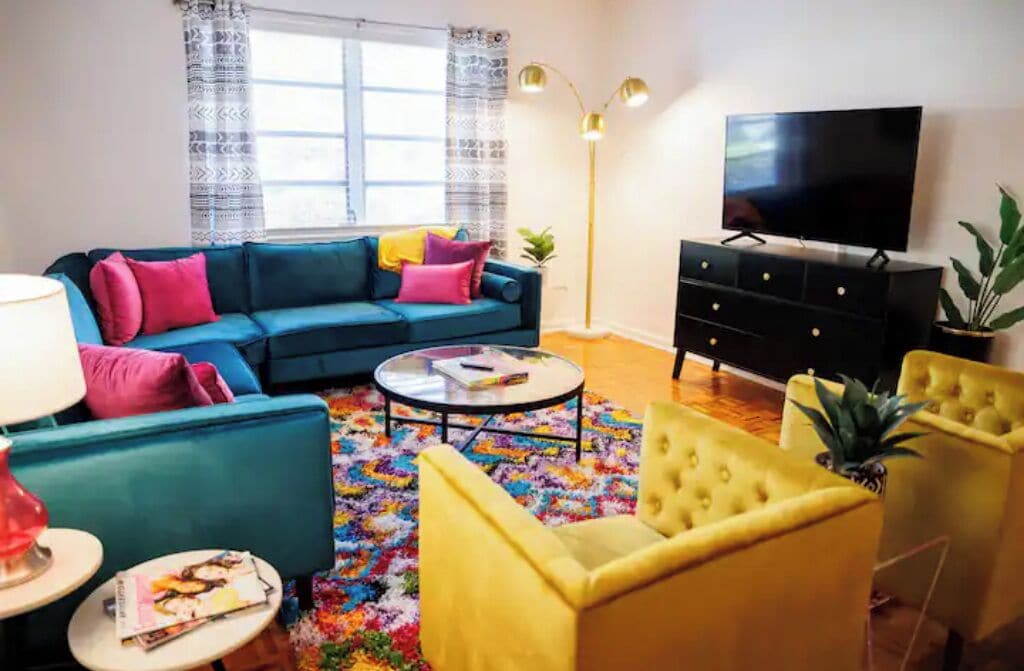 Smart TV, books, offices