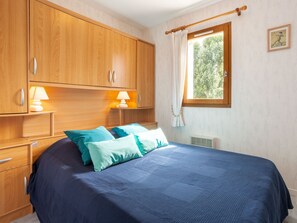1 Schlafzimmer, Reisekinderbett, WLAN, Bettwäsche