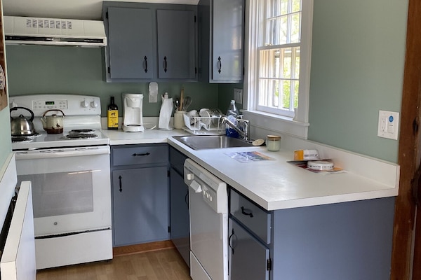 Frigorífic, microones, forn i placa de cuina