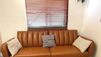 Smart-tv och eldstad