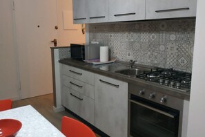 Uklassifisert bilde, 5 av 17, knapp