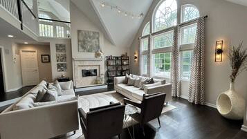 Smart TV, fireplace, computer monitors, printers