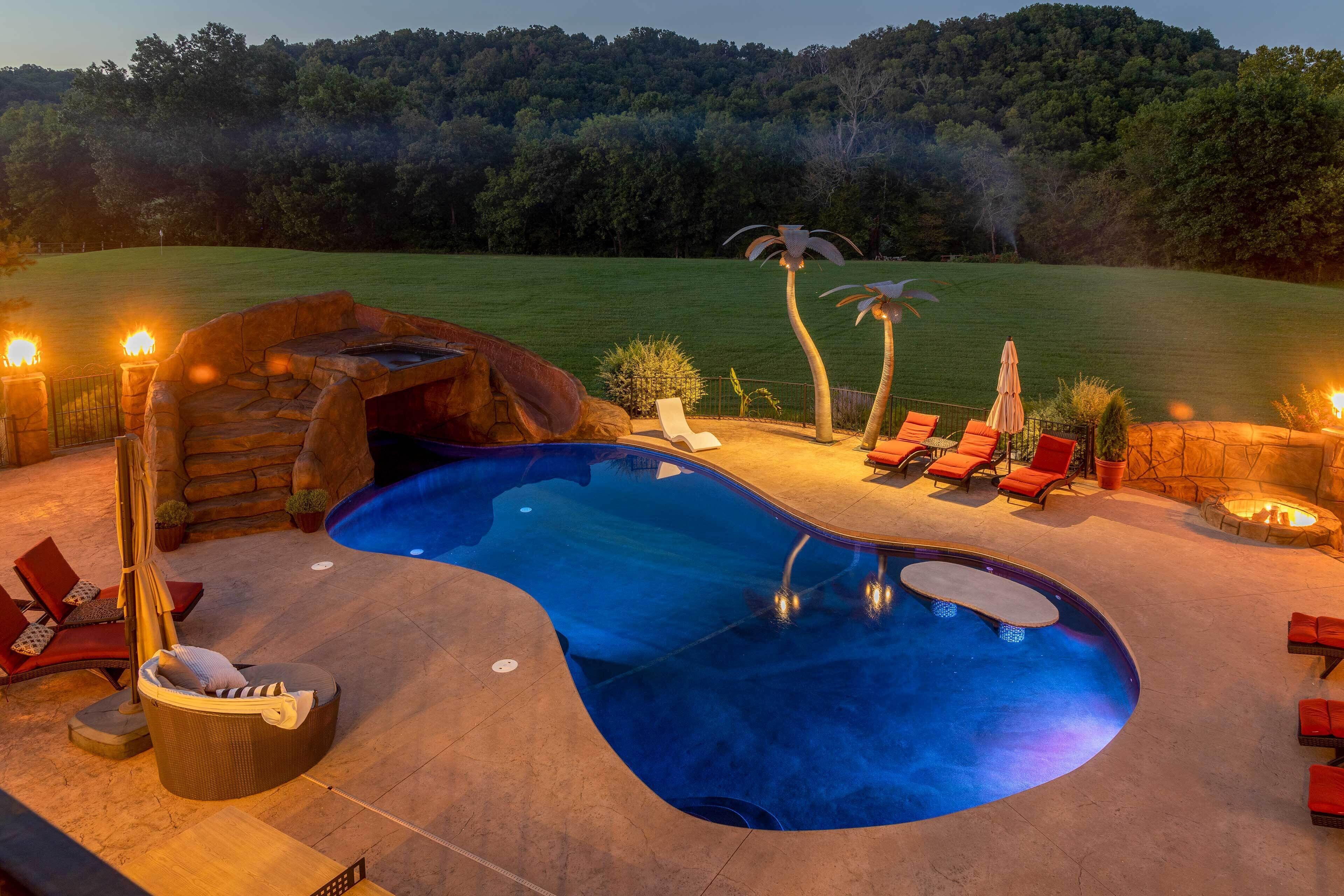 Private Resort Paradise with Hot Tub and Biking