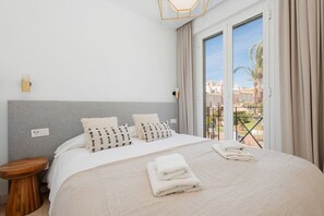 3 bedrooms, WiFi, bed sheets