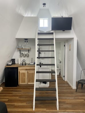 A-Frame Cabin | 办公桌、笔记本电脑工作区、遮光窗帘、免费 WiFi