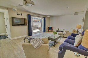 Smart-TV, DVD-Player