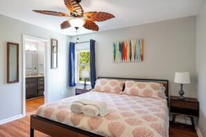 3 chambres, bureau, Wi-Fi gratuit, draps fournis