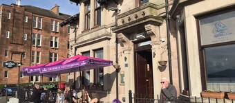 Beautiful 3-Bed Apartment in Gourock