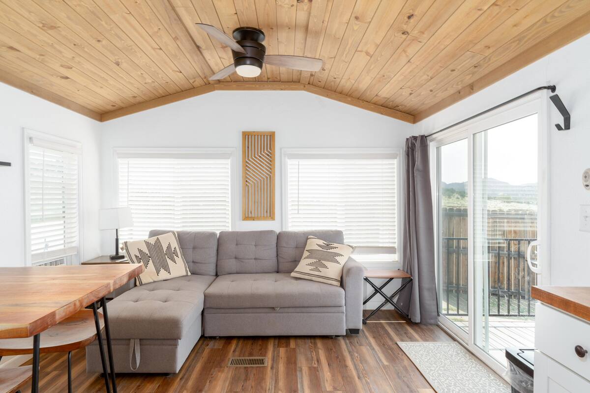 Shavano Deluxe Cabin