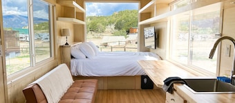 BV Overlook Camp & Lodging