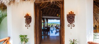 Ocean views, breathtaking sunsets, gorgeous villa