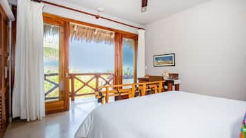 5 bedrooms, iron/ironing board, WiFi, bed sheets