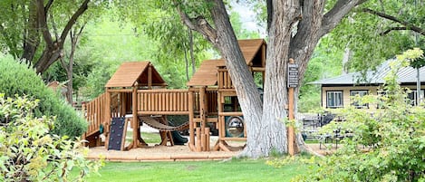 Children's play area - outdoor