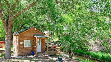 Creekside Rustic Cabin (shared restroom facilities) | 1 bedroom, blackout drapes, free WiFi, bed sheets