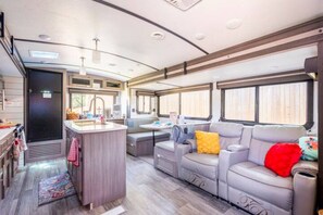 Interior - Riverside Romance/Luxury RV/Starry Skies & S'mores (Smithville)