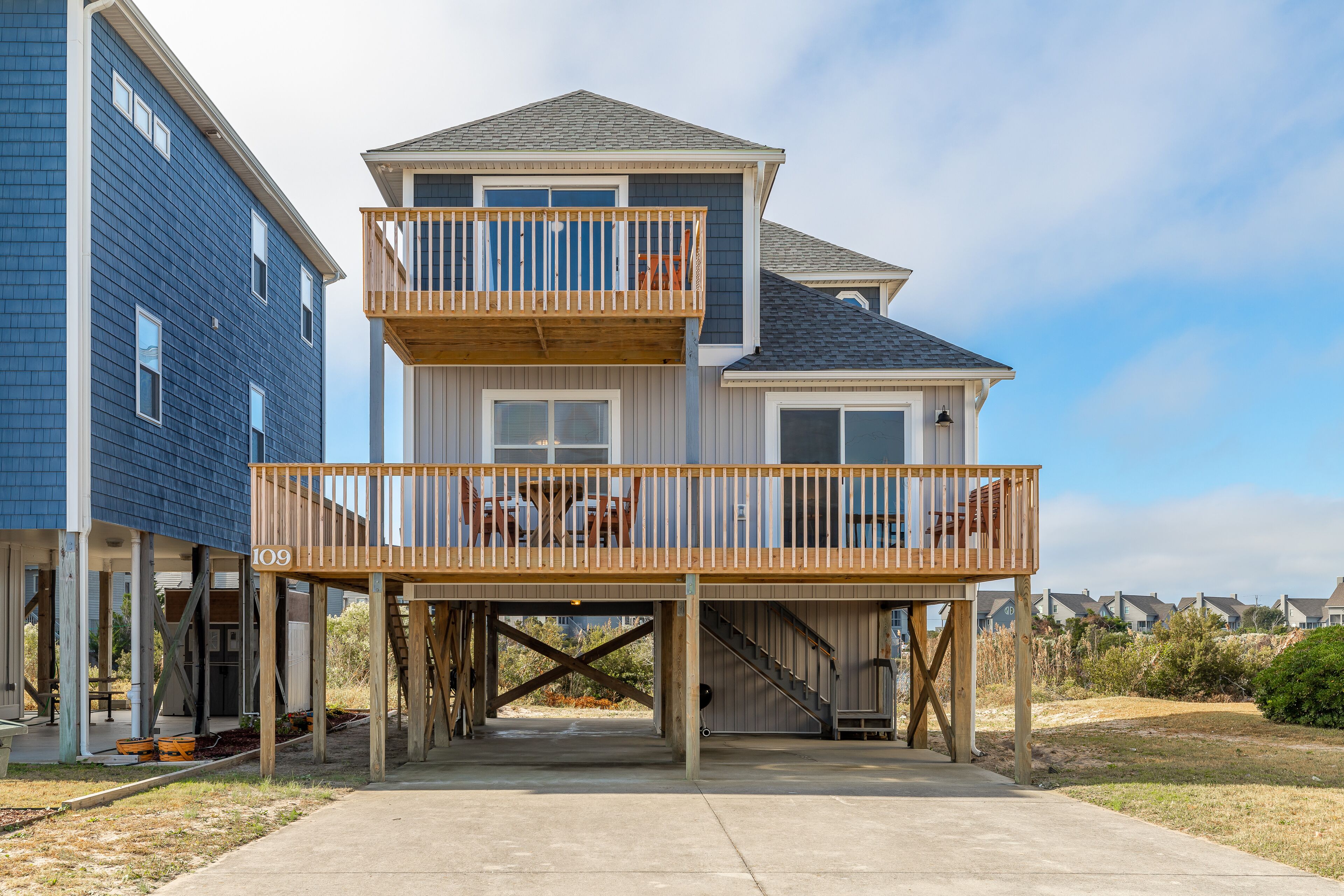 Beach Access, Water Views, Steps from the Beach