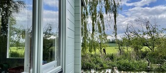 Beautiful studio style lodge, located in the Kent countryside