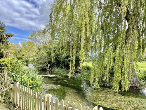 Beautiful studio style lodge, located in the Kent countryside