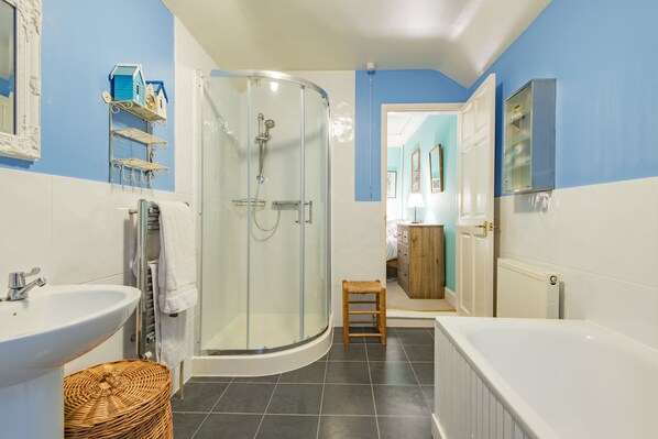 Bathtub, hair dryer