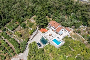 Villa (Three bedroom villa with swimming poo) | Vue aérienne