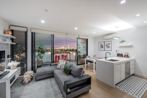 Superior Apartment | Living area