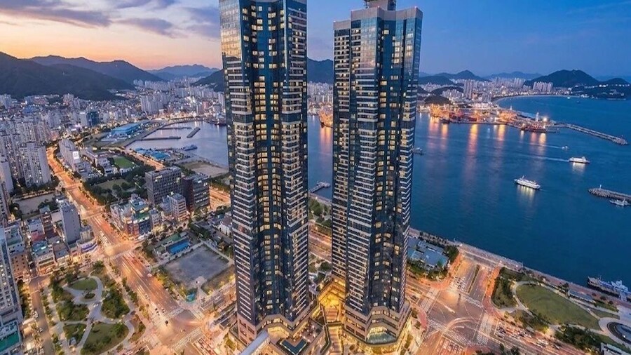 Le collective Busan station