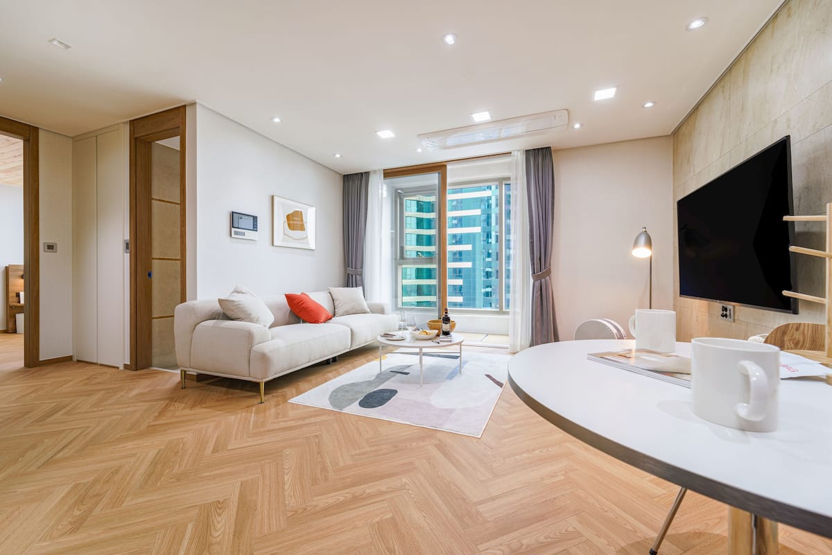 Premier suite G Connecting