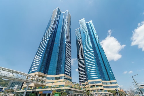 Le collective Busan station