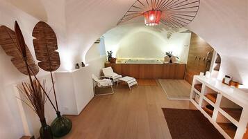 Suite Romantica, 1 letto king, idromassaggio | Spa | Massaggi