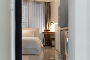 Studio Business - Urban Stay Busan City Hall (Busan)