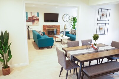 ENTIRE House!~3min to Old Town LaVerne!