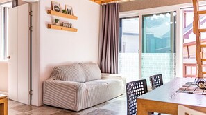 Basic-Zimmer, 2 Schlafzimmer (chokollis 3(Dokchae)) | 1 Schlafzimmer, kostenloses WLAN