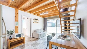 Basic Room, 2 Bedrooms (chokollis 3(Dokchae)) | Exterior