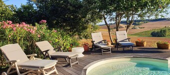 FAMILY HOME. INFINITY POOL. EXCEPTIONAL VIEW