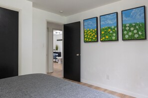 3 chambres, fer et planche à repasser, Wi-Fi gratuit, draps fournis