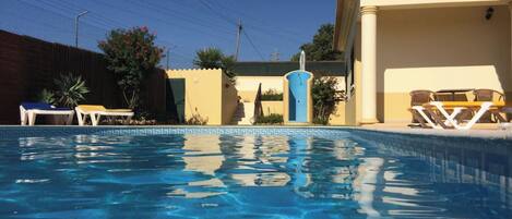 Outdoor pool, sun loungers