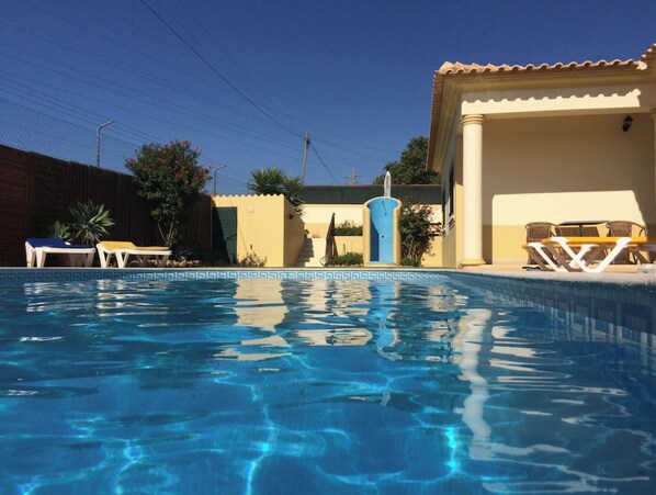 Outdoor pool, pool loungers