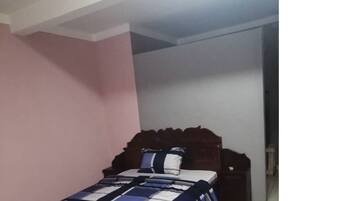 1 makuuhuone, silitysrauta/-lauta, Wi-Fi, vuodevaatteet