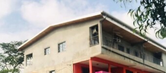 Grande Chambre Américaine Meublée à Alibandeng-libreville