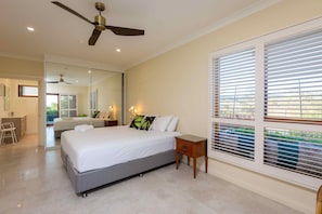 8 bedrooms, iron/ironing board, bed sheets