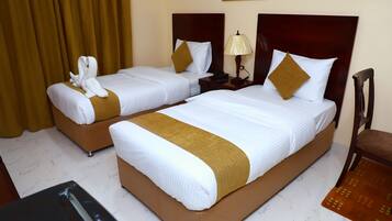 Quarto duplo standard | 1 quarto, ferros/tábuas de passar roupa, Wi-Fi de cortesia